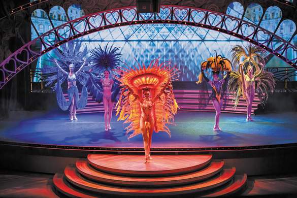 Regent Seven Seas VOYAGER Theater1.jpg